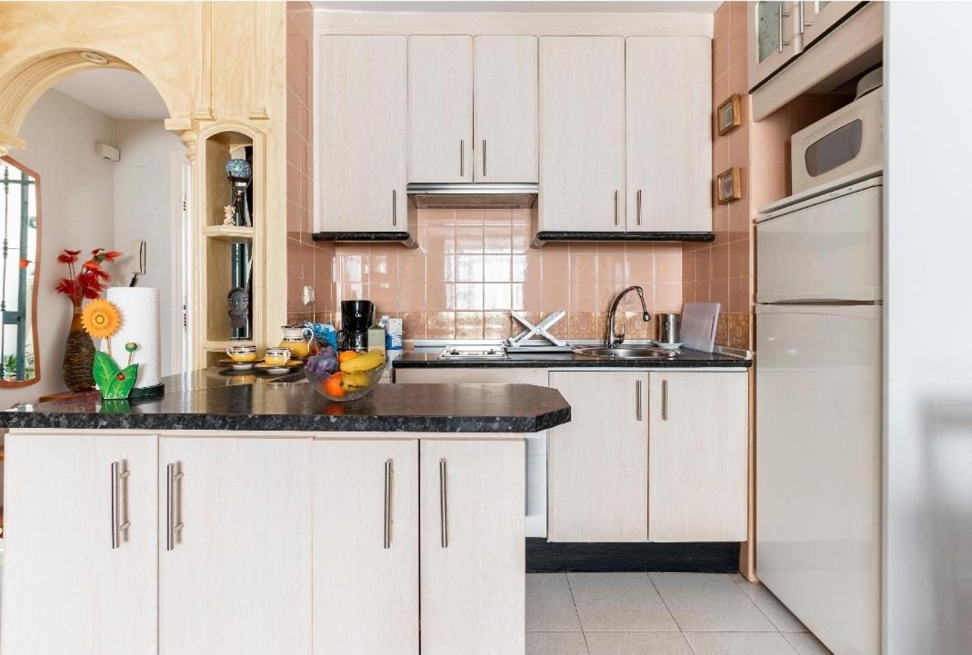 Apartamento Oasis Torremolinos Zewnętrze zdjęcie