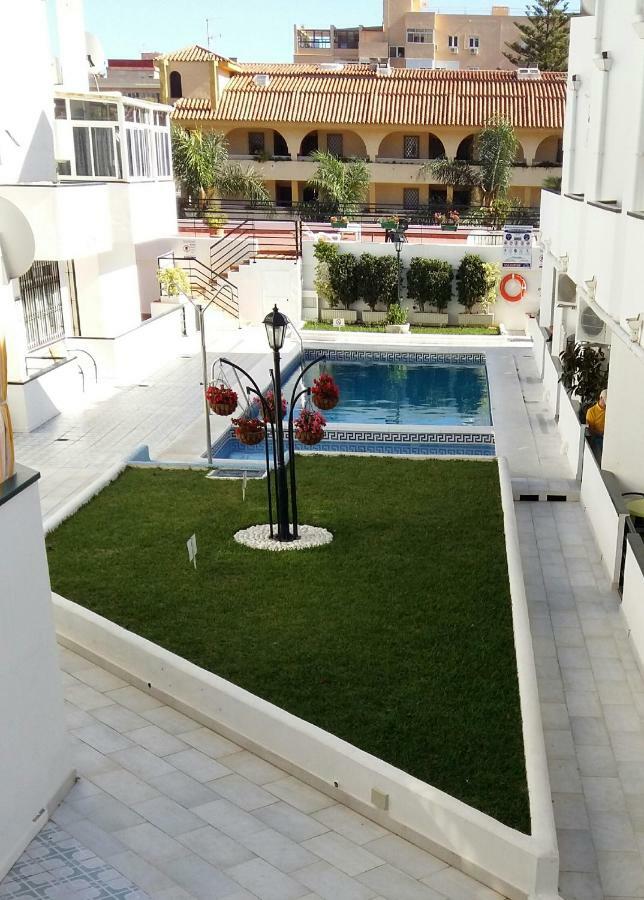 Apartamento Oasis Torremolinos Zewnętrze zdjęcie